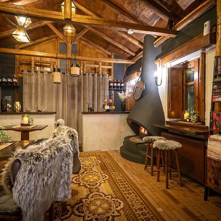 4 Seasons Premium Chalet Палайос-Агиос-Атанасиос Экстерьер фото