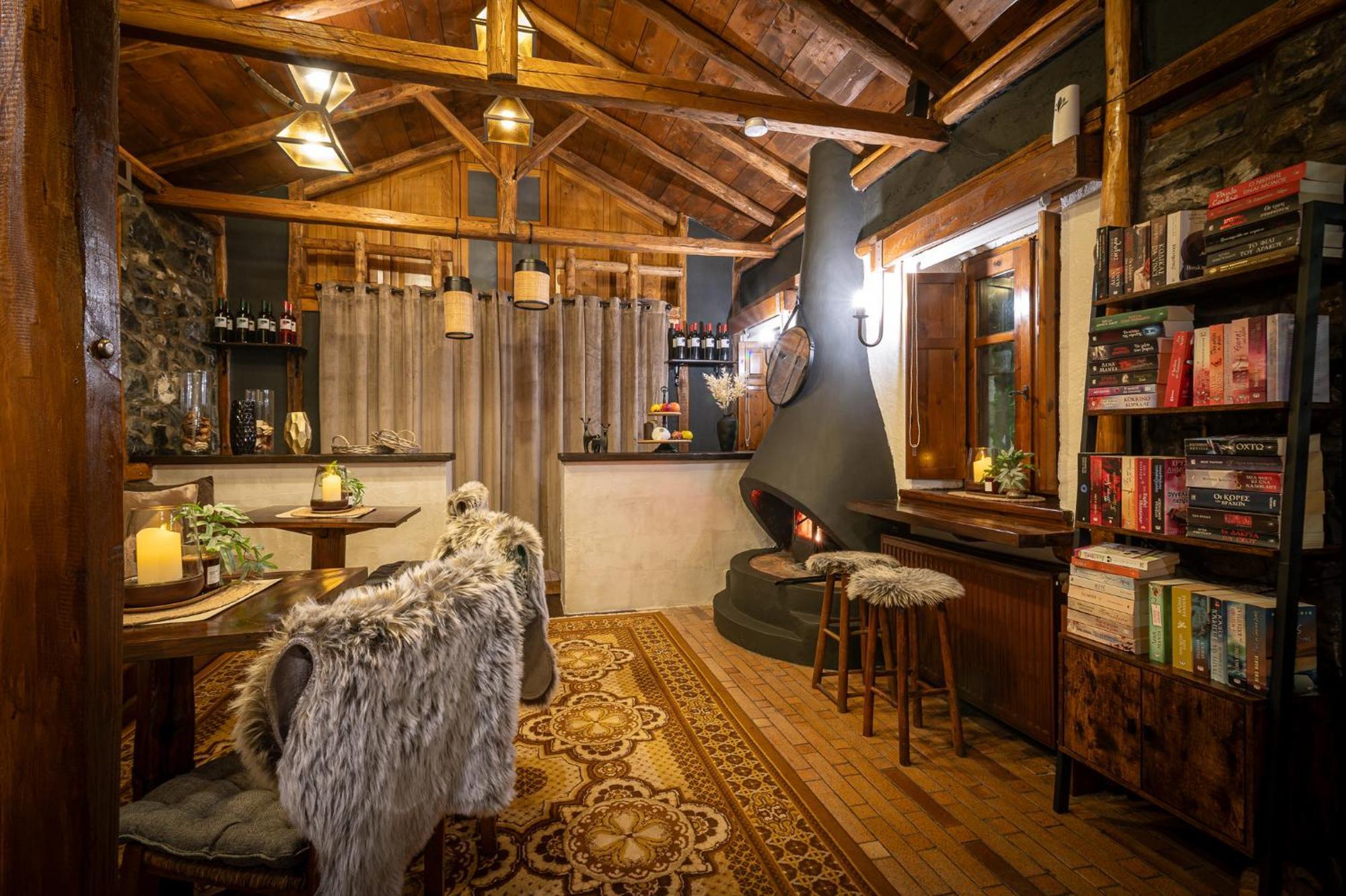 4 Seasons Premium Chalet Палайос-Агиос-Атанасиос Экстерьер фото